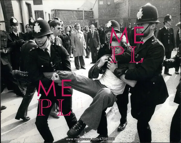 : Demonstrations : Demonstrations