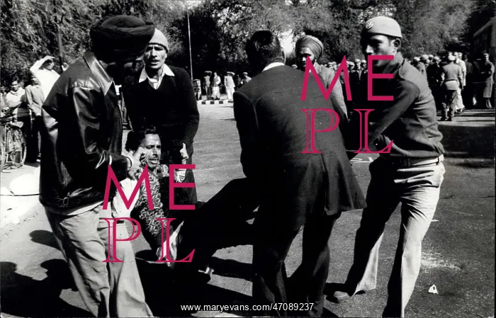: Demonstrations : Demonstrations