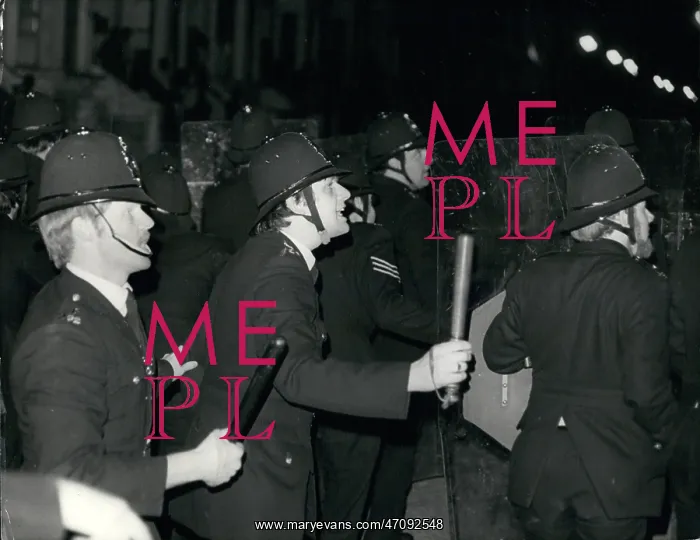 : Demonstrations : Demonstrations
