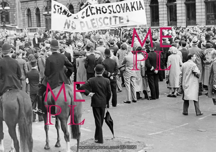 : Demonstrations against Hitler in London, 1938 : Demonstrations against Hitler in London, 1938