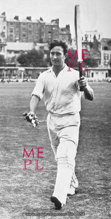 : Denis Compton at Hastings : Denis Compton at Hastings