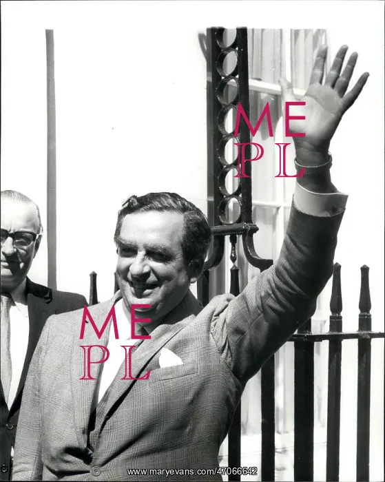 : Denis Healey, Chancellor of the Exchequer, budget day : Denis Healey, Chancellor of the Exchequer, budget day