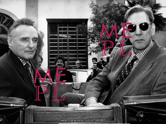 : Dennis Hopper and Donald Sutherland : Dennis Hopper and Donald Sutherland