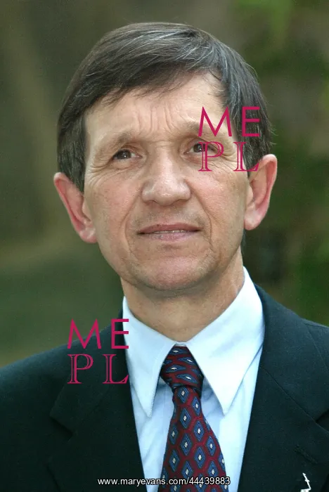 : Dennis Kucinich : Dennis Kucinich