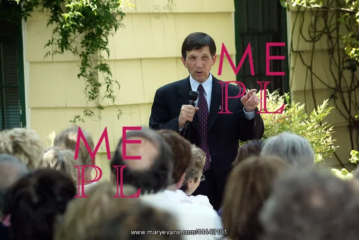 : Dennis Kucinich : Dennis Kucinich