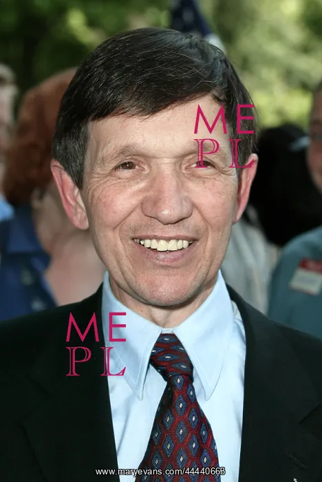: Dennis Kucinich : Dennis Kucinich