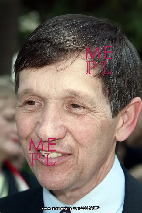 : Dennis Kucinich : Dennis Kucinich