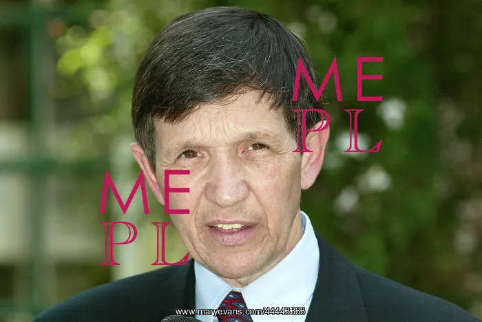 : Dennis Kucinich : Dennis Kucinich