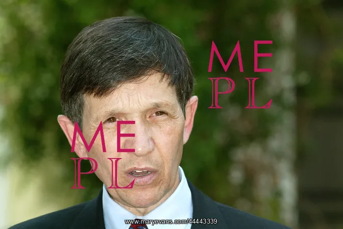 : Dennis Kucinich : Dennis Kucinich