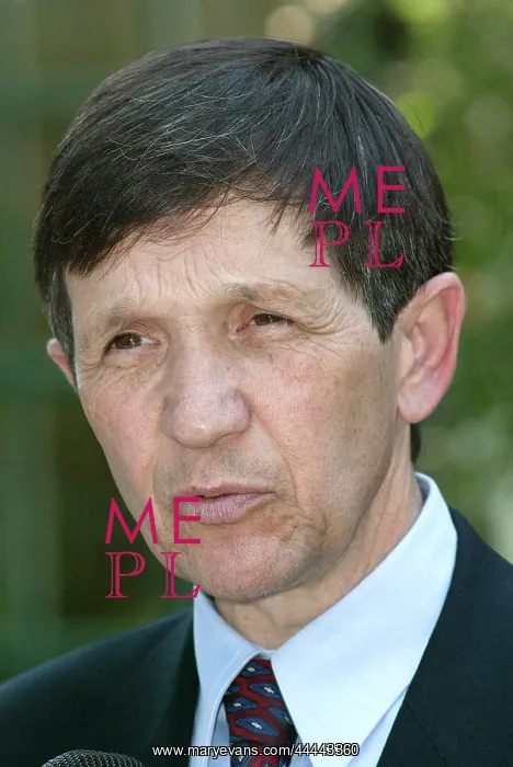 : Dennis Kucinich : Dennis Kucinich