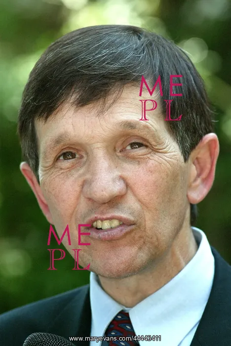 : Dennis Kucinich : Dennis Kucinich