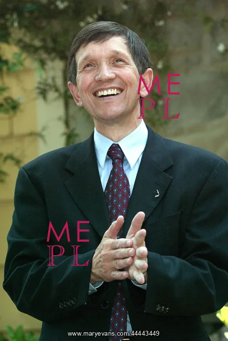 : Dennis Kucinich : Dennis Kucinich