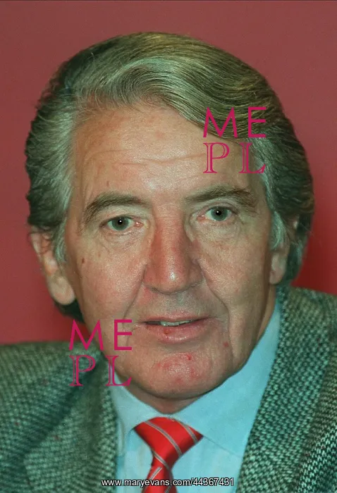  : Dennis Skinner MP