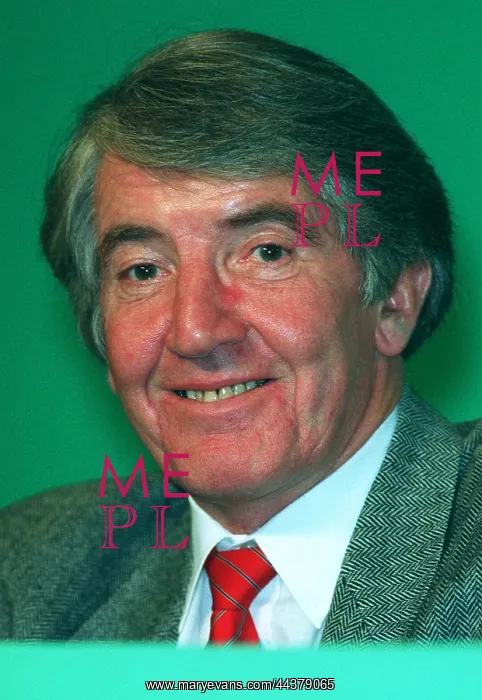  : Dennis Skinner MP