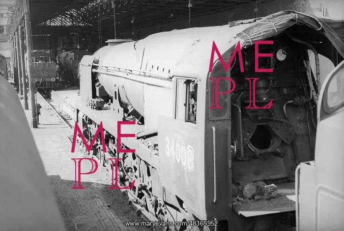 : Derelict steam engine at Nine Elms Loco Yard : Derelict steam engine at Nine Elms Loco Yard