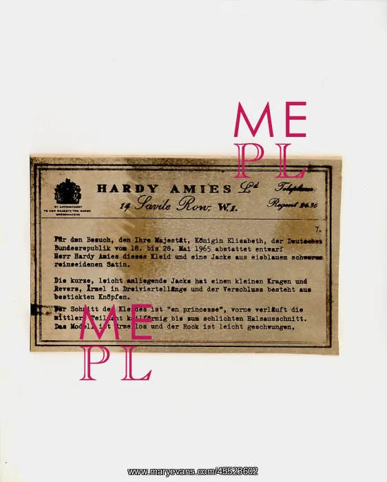 : Description of dress and jacket by Hardy Amies : Description of dress and jacket by Hardy Amies