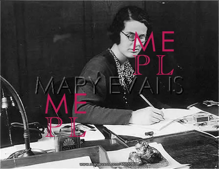  : DESIGN GIRL AT HER DESK