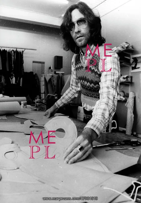 : Designer Ossie Clark : Designer Ossie Clark