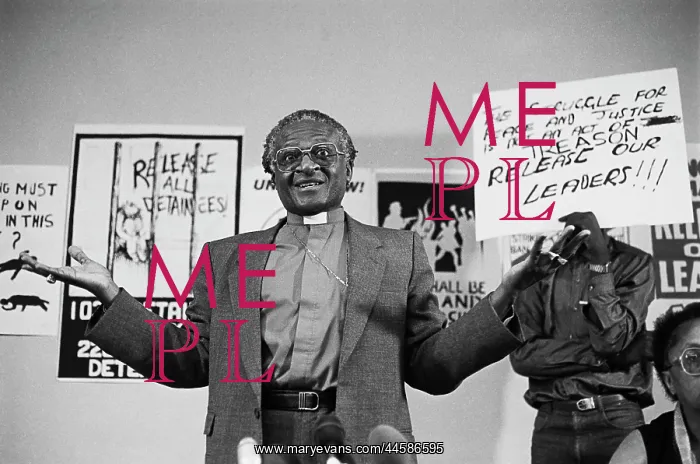 : Desmond Tutu speaks at a protest against detentions : Desmond Tutu speaks at a protest against detentions