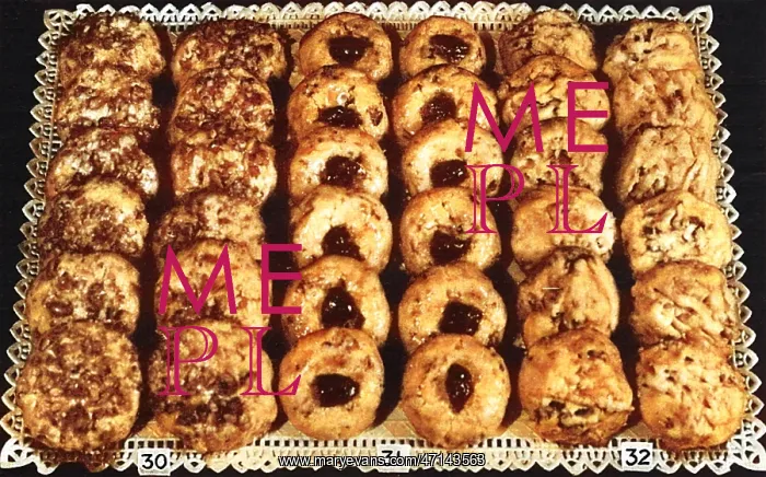 : Dessert Macaroons and Tea Breads : Dessert Macaroons and Tea Breads