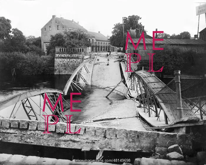  : Destroyed bridge in Bartenstein, 1914