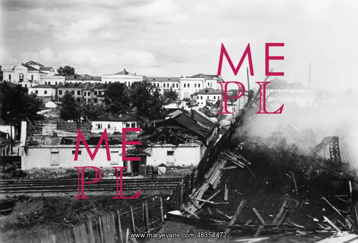 : Destroyed bridge in Kupiansk, 1942 : Destroyed bridge in Kupiansk, 1942
