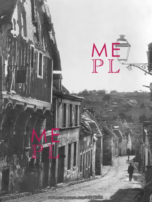 : Destroyed Caronne during the First World War, 1915 : Destroyed Caronne during the First World War, 1915