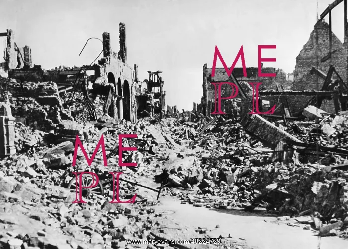 : The destroyed center of Wesel, 1945 : The destroyed center of Wesel, 1945