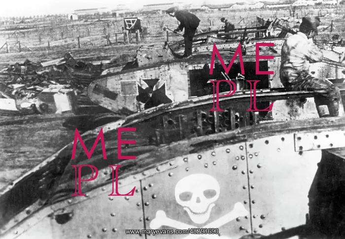 : Destroyed German tank, around 1920 : Destroyed German tank, around 1920