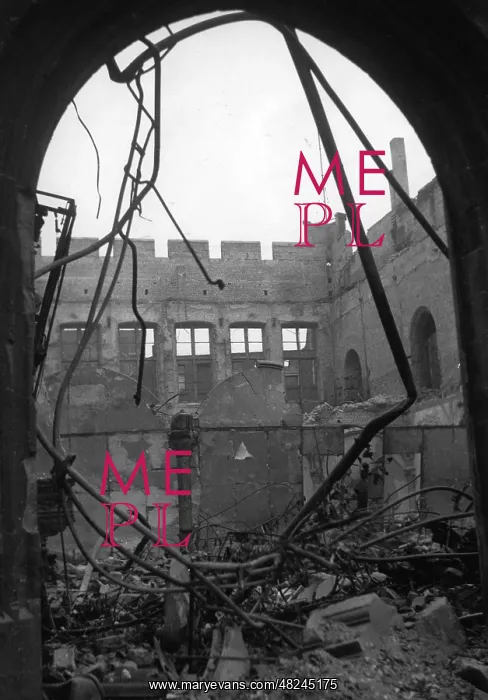 : The destroyed Guerzenich in Cologne, 1943 : The destroyed Guerzenich in Cologne, 1943