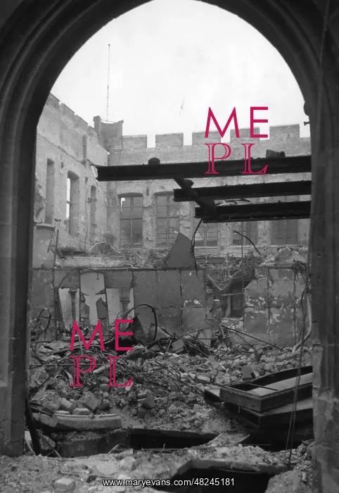 : The destroyed Guerzenich in Cologne, 1943 : The destroyed Guerzenich in Cologne, 1943