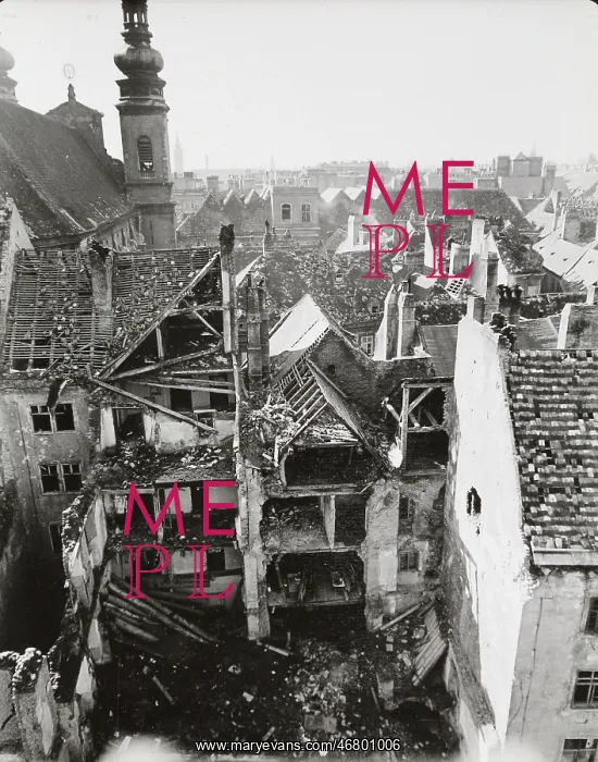 : Destroyed Inner City on Vienna : Destroyed Inner City on Vienna