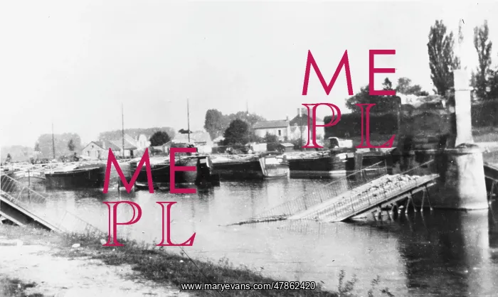 : Destroyed Oise Bridge WWI : Destroyed Oise Bridge WWI