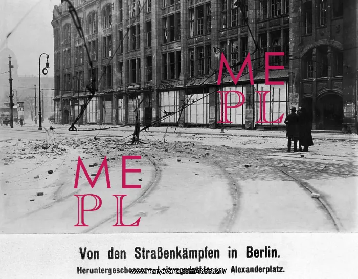 : Destroyed overhead wires at Alexanderplatz in Berlin, 1919 : Destroyed overhead wires at Alexanderplatz in Berlin, 1919
