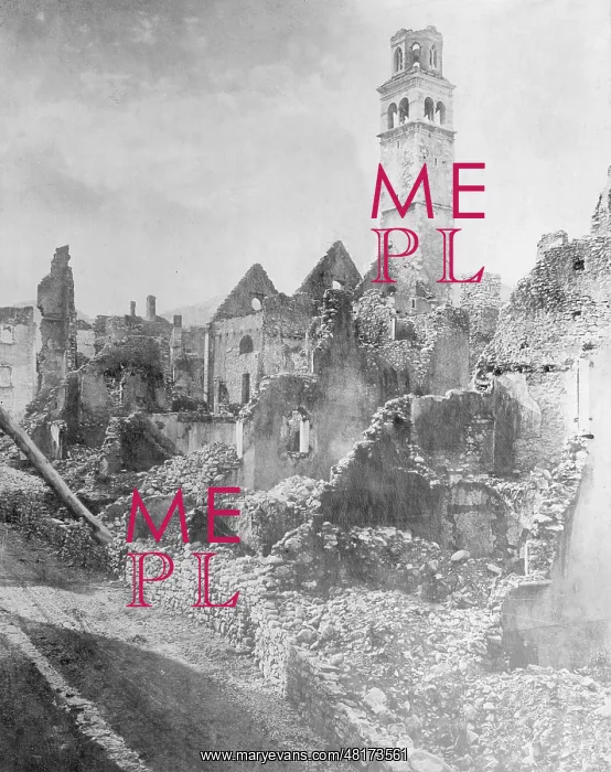 : Destroyed town in Italy in WWI, 1918 : Destroyed town in Italy in WWI, 1918