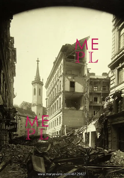 : Destroyed Vienna 1944-1946 - Bomb damage in : Destroyed Vienna 1944-1946 - Bomb damage in