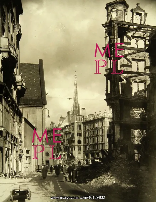 : Destroyed Vienna 1944-1946 - Bomb damage in : Destroyed Vienna 1944-1946 - Bomb damage in