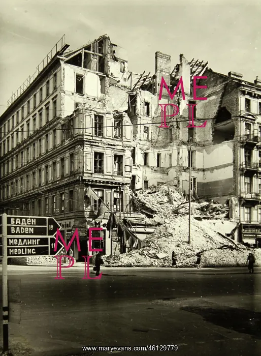 : Destroyed Vienna 1944-1946 - Destroyed building : Destroyed Vienna 1944-1946 - Destroyed building