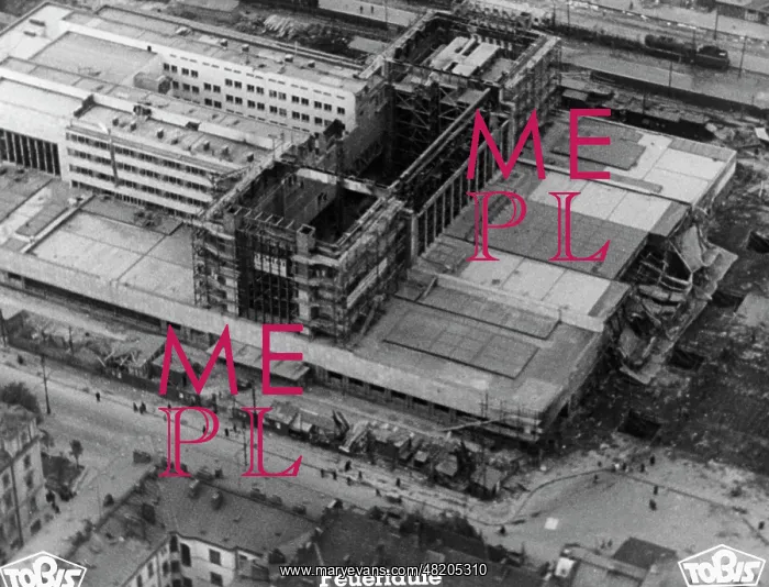 : The destroyed Warsaw, 1939 : The destroyed Warsaw, 1939
