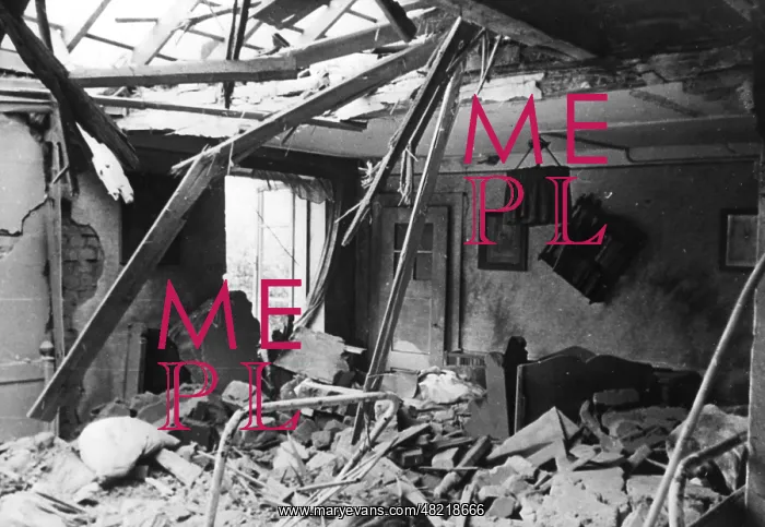 : Destruction after an air raid at Heidelberg, 1940 : Destruction after an air raid at Heidelberg, 1940