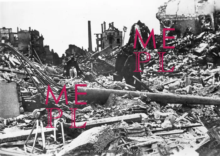 : Destruction in Caen in Normandy, 1944 : Destruction in Caen in Normandy, 1944