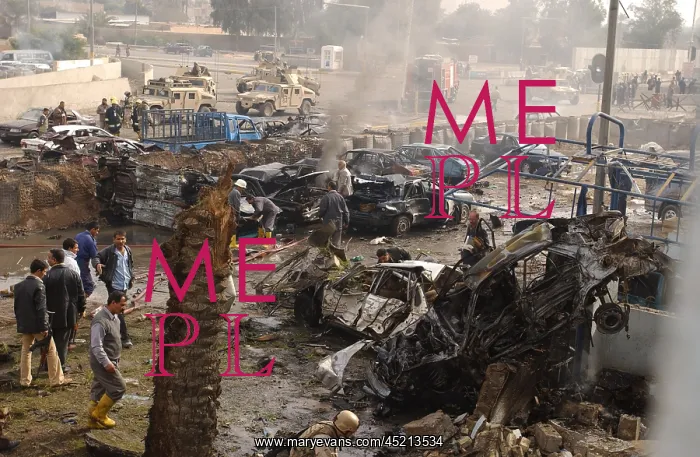 : Destruction caused by a car bomb detonated ? : Destruction caused by a car bomb detonated ?