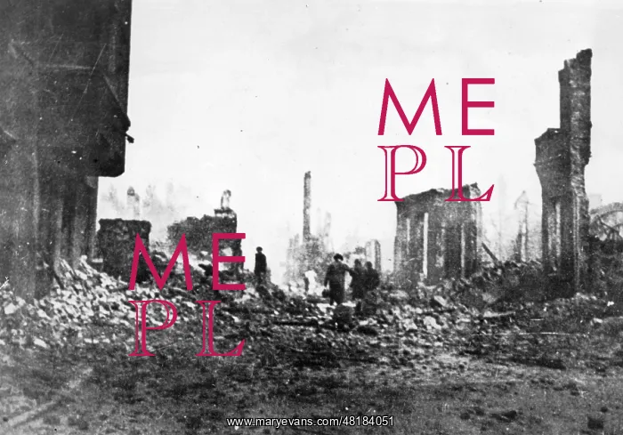 : Destruction in Hamburg, 1943 : Destruction in Hamburg, 1943