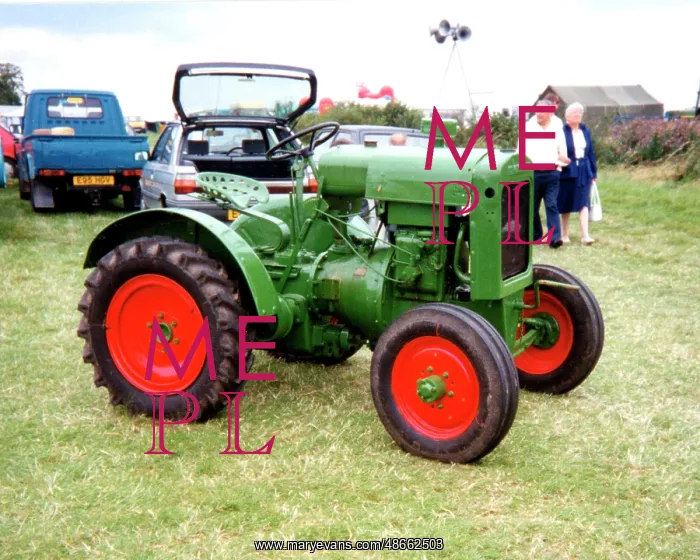 : Deutz F1M414 tractor : Deutz F1M414 tractor