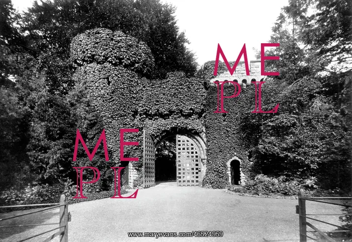 : Devizes, the Castle Gatehouse 1898