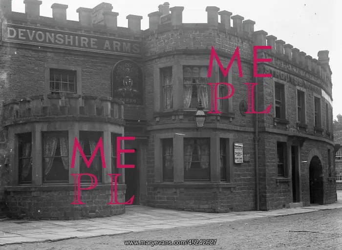 : Devonshire Arms, Baslow, Peak District : Devonshire Arms, Baslow, Peak District
