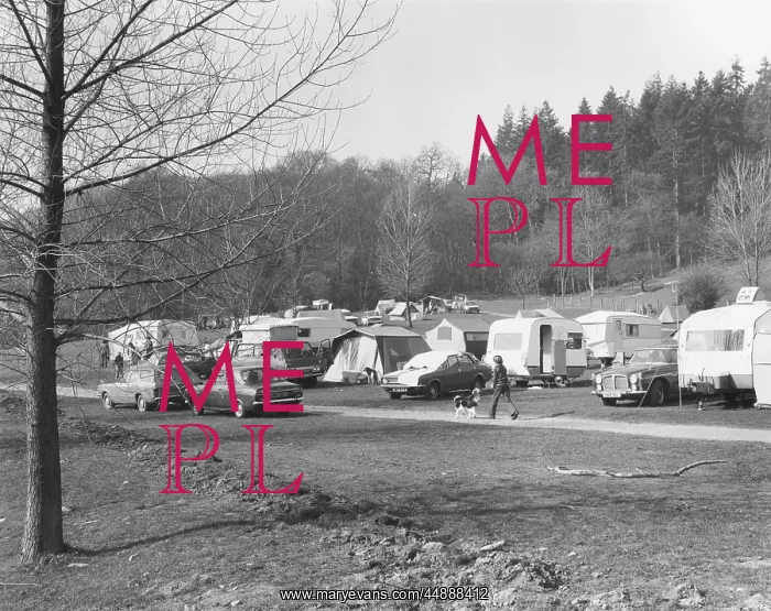 : DEVONSHIRE CARAVAN PARK : DEVONSHIRE CARAVAN PARK