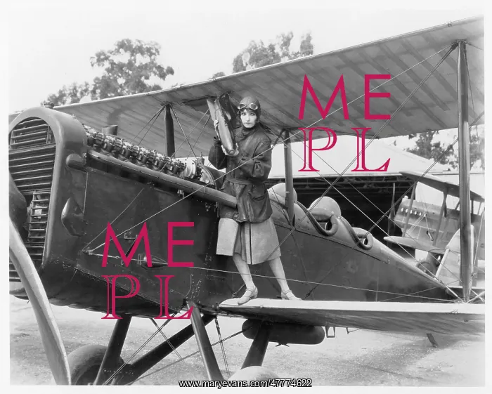 : DH-4 trainer : DH-4 trainer