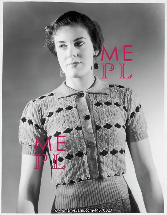 : DIAMOND PATTERN JUMPER : DIAMOND PATTERN JUMPER