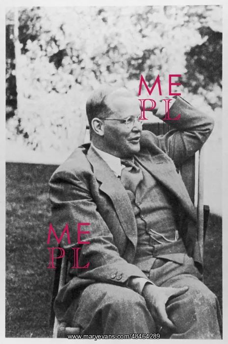 : DIETRICH BONHOEFFER : DIETRICH BONHOEFFER